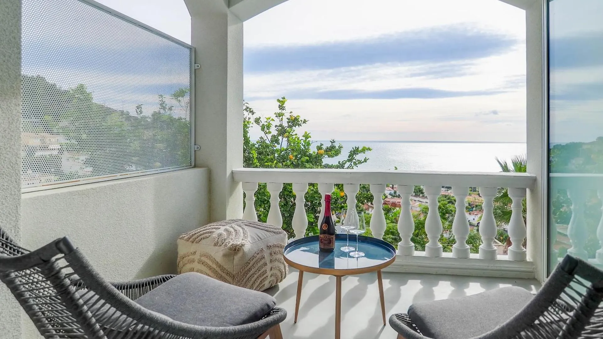 Blue Hill Sitges - Only Adults Apartman